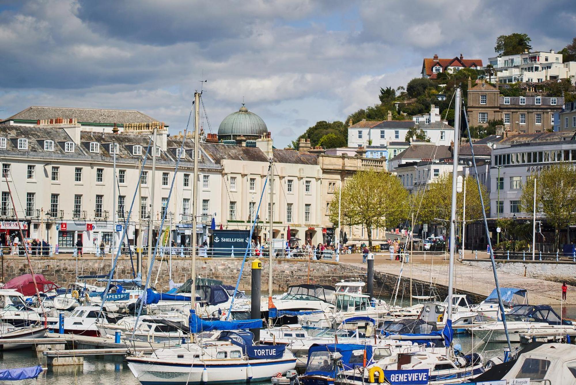 The Moorings - Stylish Duplex Apartment On Torquay Harbourside Exterior photo